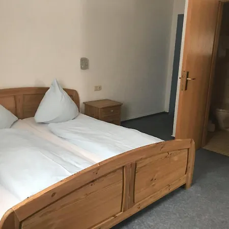 فندق Gasthof Anker بيرسبرون